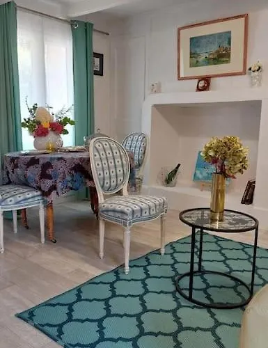 Holiday home Maison Avec Jardin Honfleur